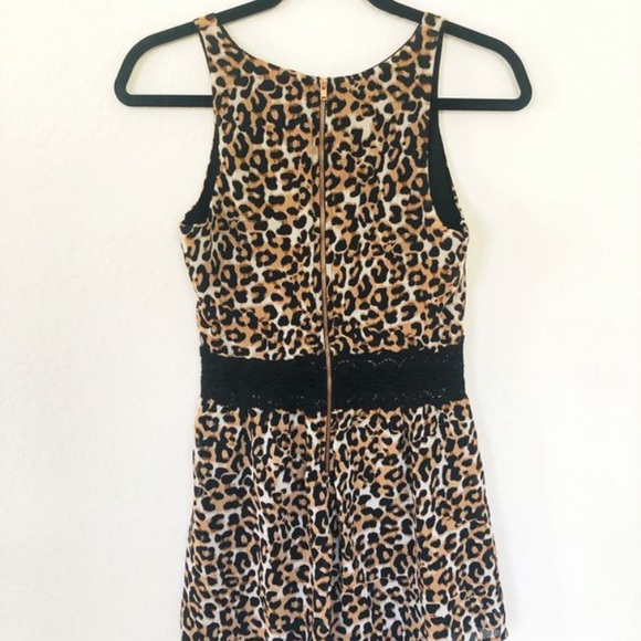 Leopard 🐆 Print Romper - Picture 6 of 8